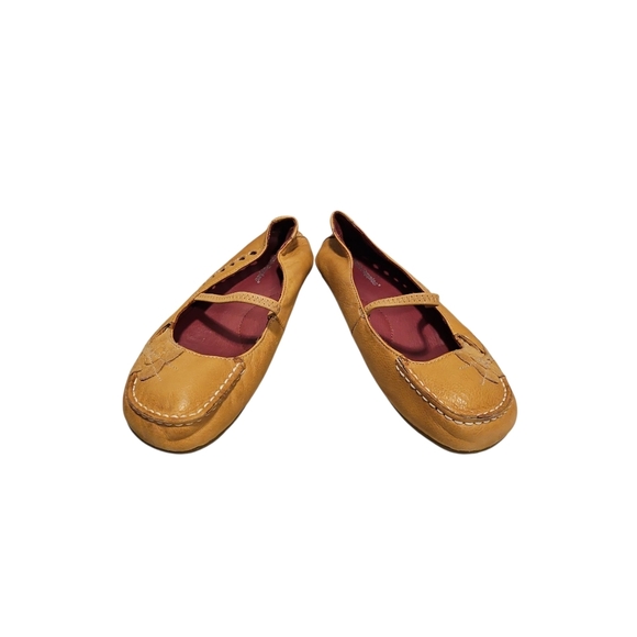 Hush Puppies Tan Moccasins with Soft Flexible Fit - Picture 1 of 6